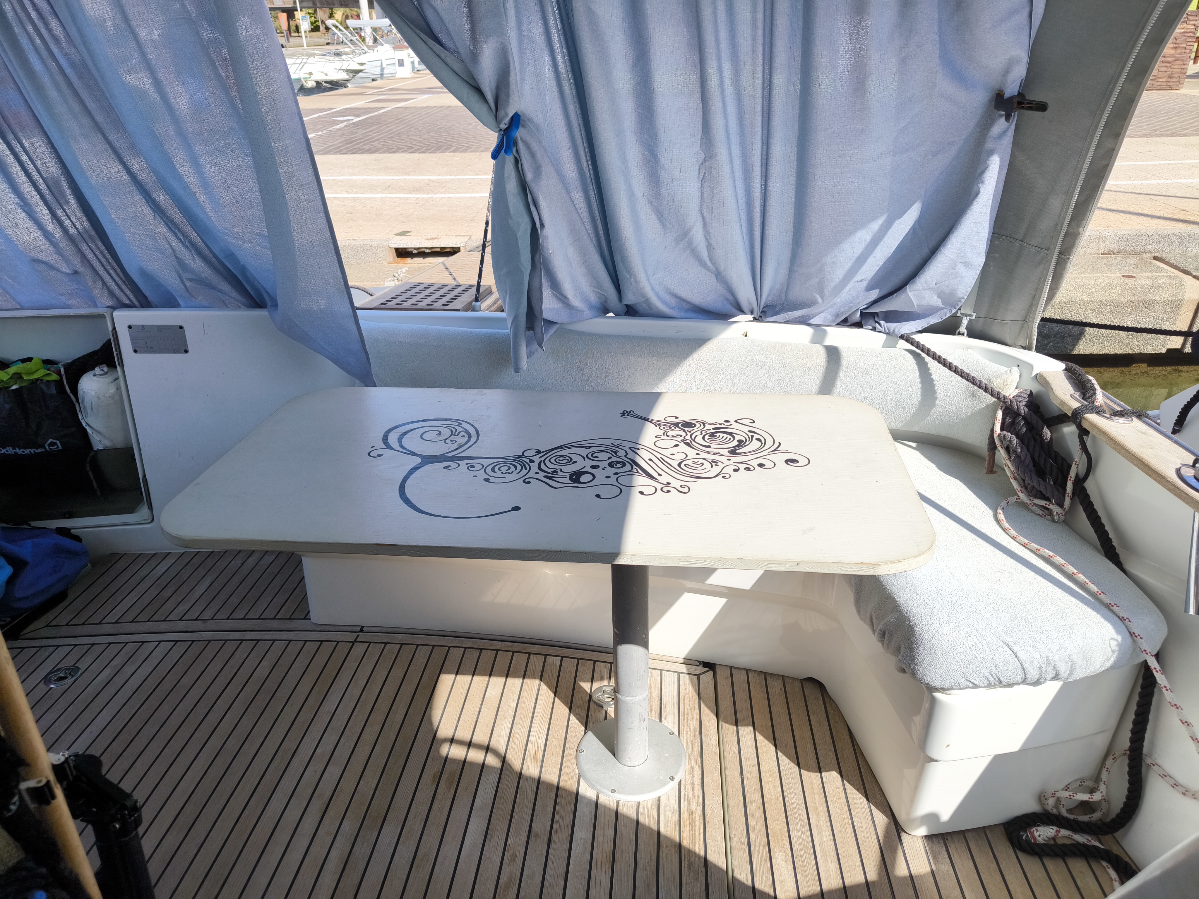 slider 67 Beneteau Antares 36